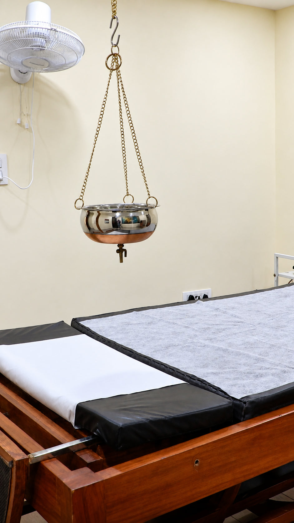 AIHM Karol Bagh Delhi Clinic